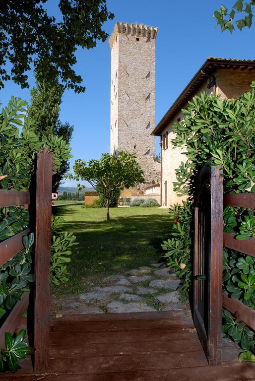 Agriturismo Le Due Torri - Torre Quandrano Cannara エクステリア 写真